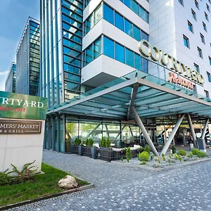 Courtyard By Marriott City Praha